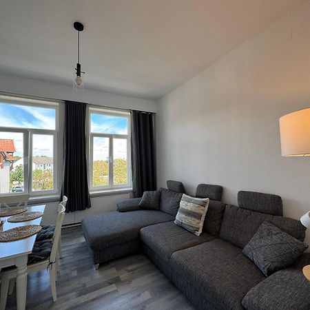 Moderne 4 Zimmer Apartment Mit Bergblick Stadtzentrum Contactless Check-In 겔든 외부 사진