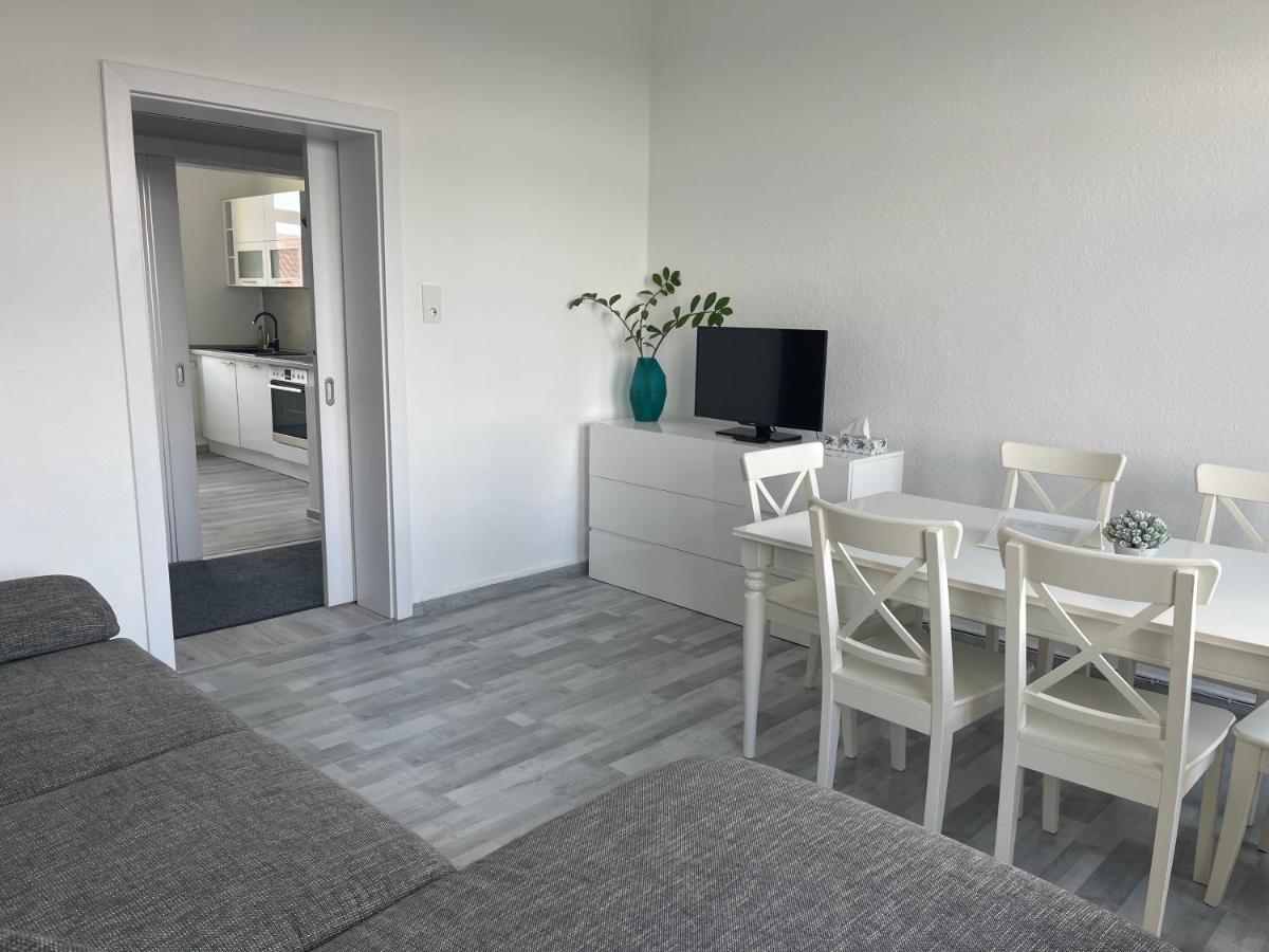 Moderne 4 Zimmer Apartment Mit Bergblick Stadtzentrum Contactless Check-In 겔든 외부 사진