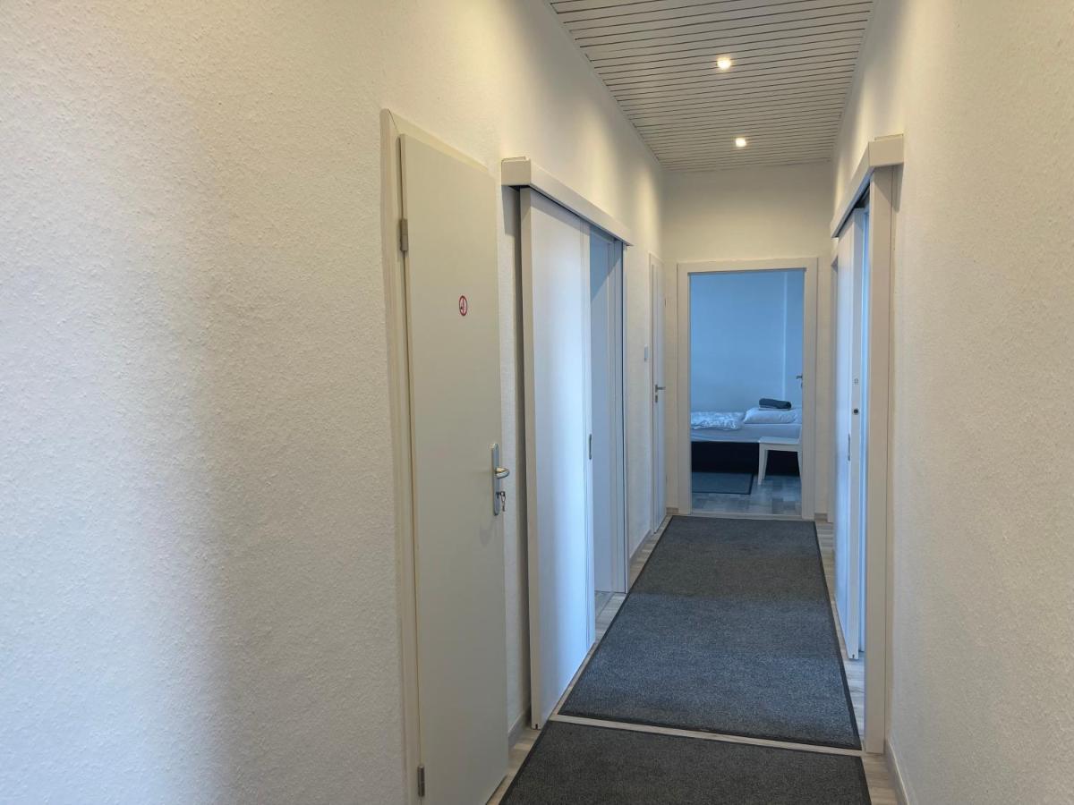 Moderne 4 Zimmer Apartment Mit Bergblick Stadtzentrum Contactless Check-In 겔든 외부 사진